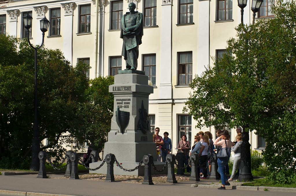 021558-H15-5177.jpg