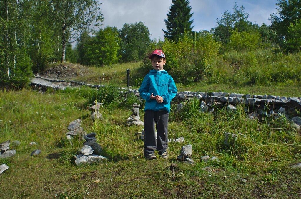 031122-H15-5279.jpg