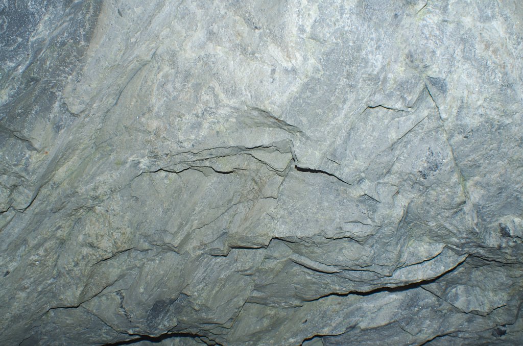 031147-H15-5316.jpg